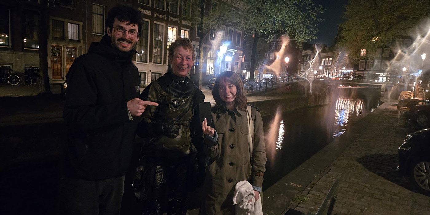 iPhone gered uit de Leliegracht bij Spanjer en van Twist