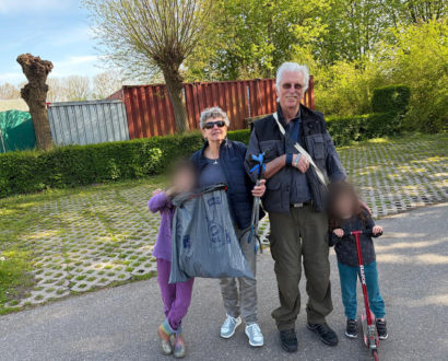 Duiker met het gezin na de opruimactie